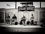 At Kitsilano Showboat (photo: Dhruv Aditya Govil)
